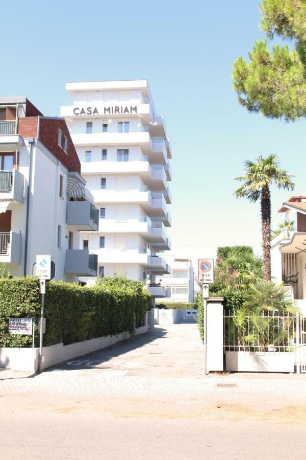 Dainese Apartments, Casa Miriam Lido di Jesolo Kültér fotó