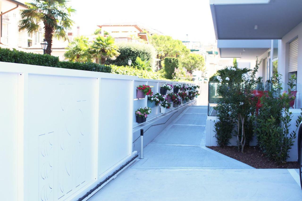 Dainese Apartments, Casa Miriam Lido di Jesolo Kültér fotó
