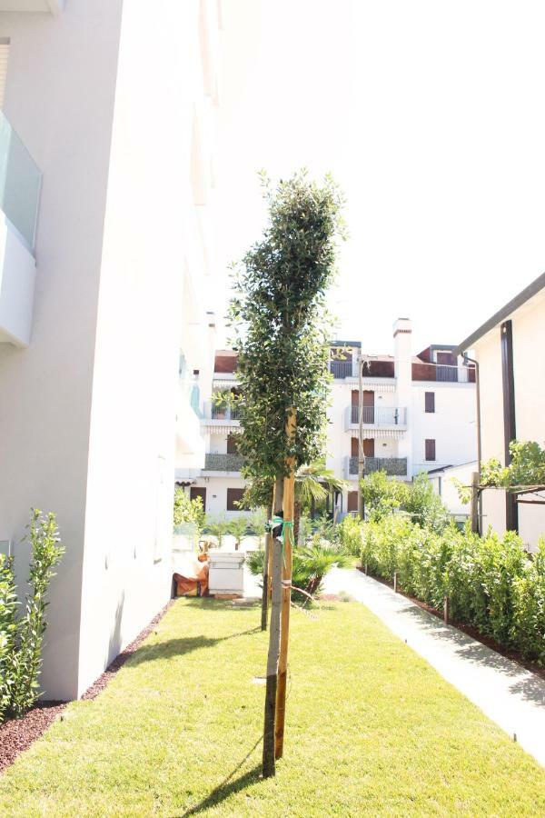 Dainese Apartments, Casa Miriam Lido di Jesolo Kültér fotó